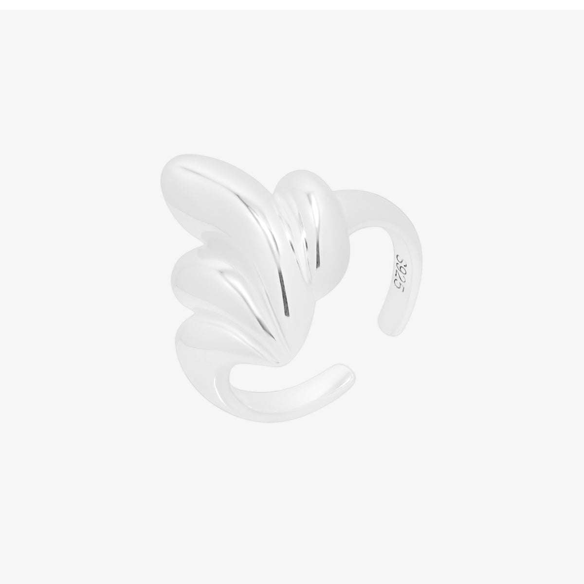 Croissant ring